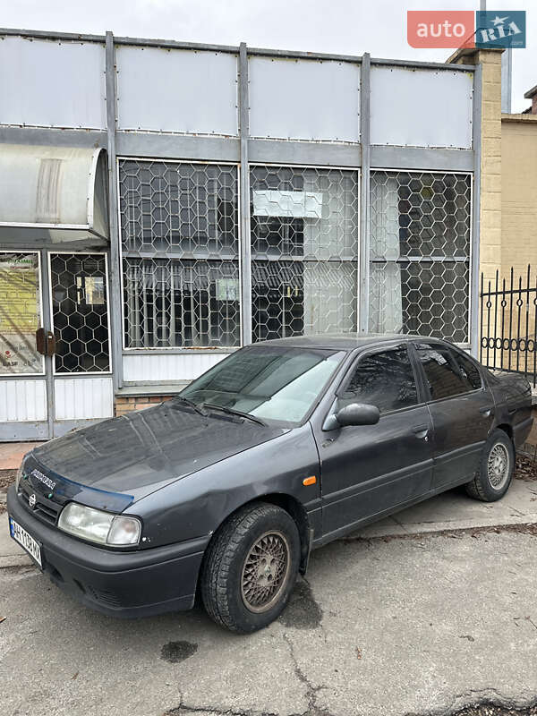 Nissan Primera (1990)