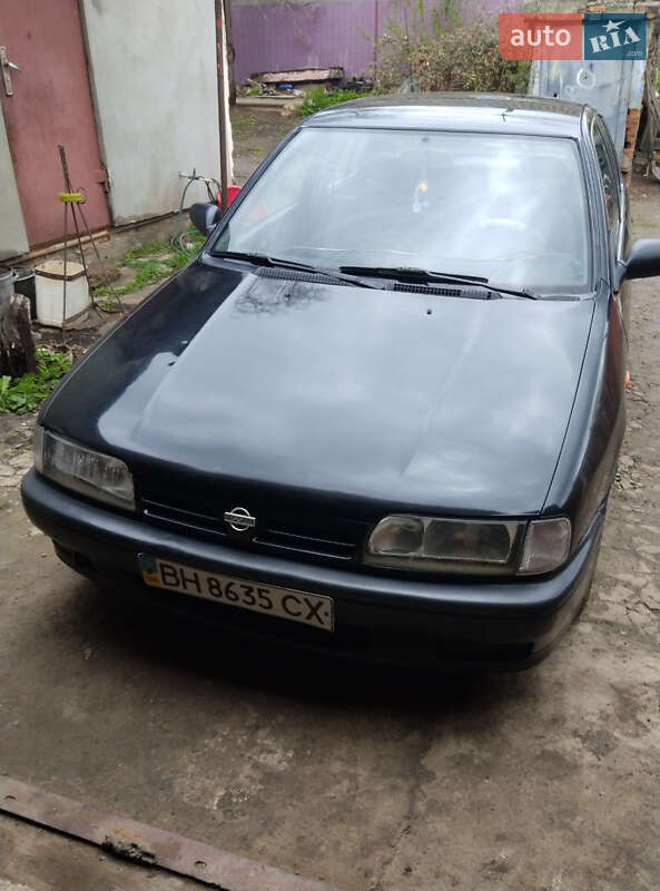 Nissan Primera (1992)