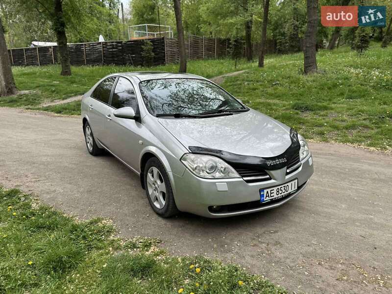 Nissan Primera (2003)