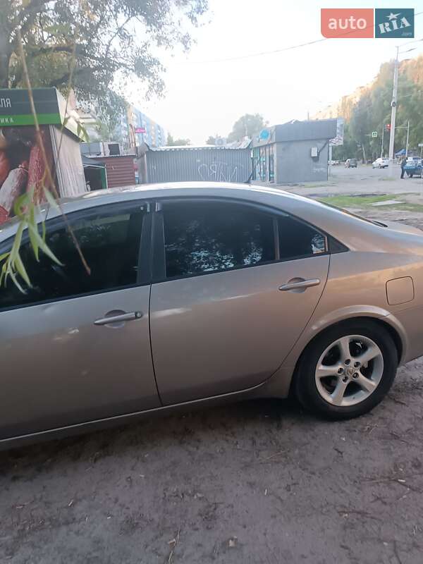 Nissan Primera (2006)