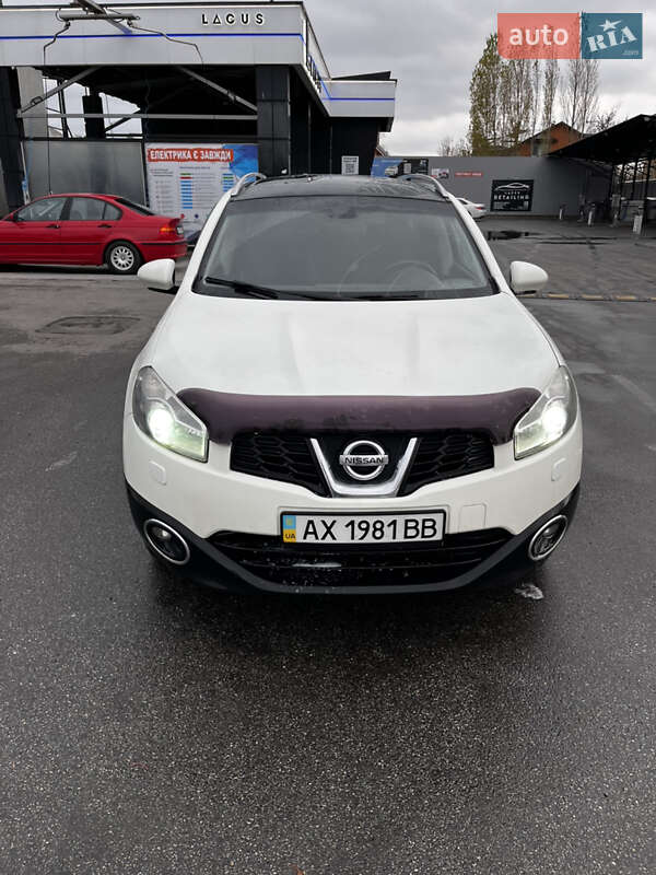 Nissan Qashqai+2 (2012)