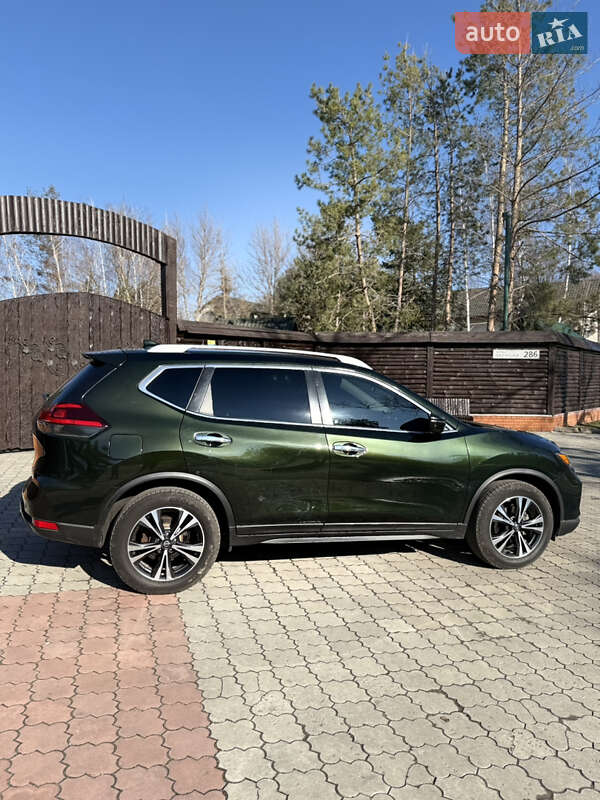 Nissan Rogue (2019)