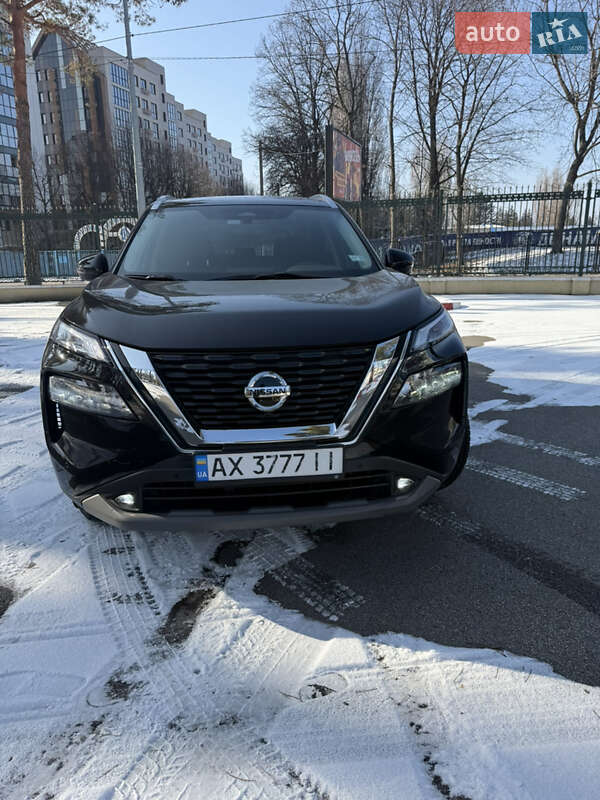 Nissan Rogue (2021)