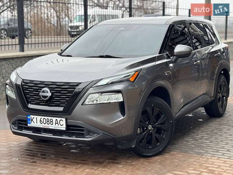 Nissan Rogue (2021)