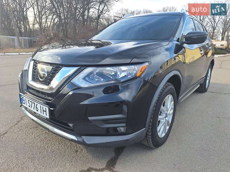 Nissan Rogue (2017)