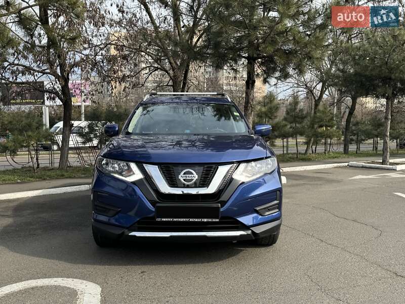 Nissan Rogue (2017)