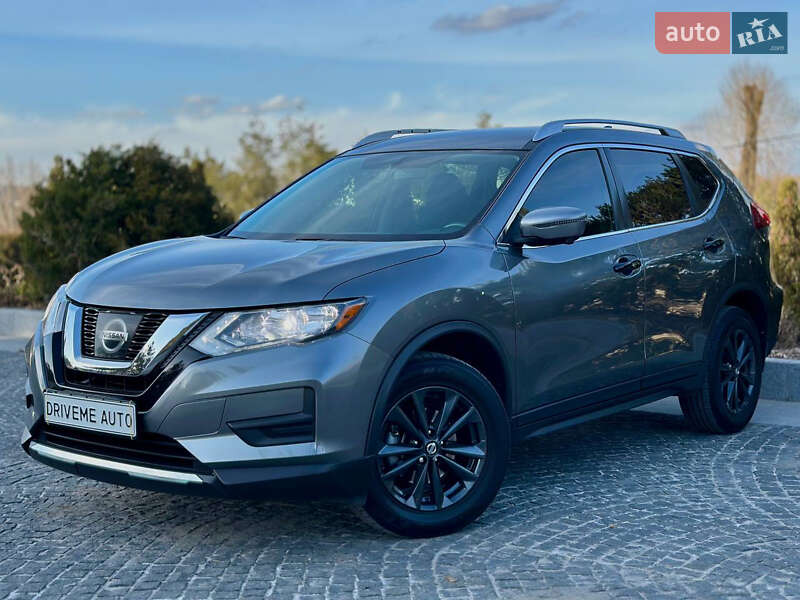 Nissan Rogue (2018)