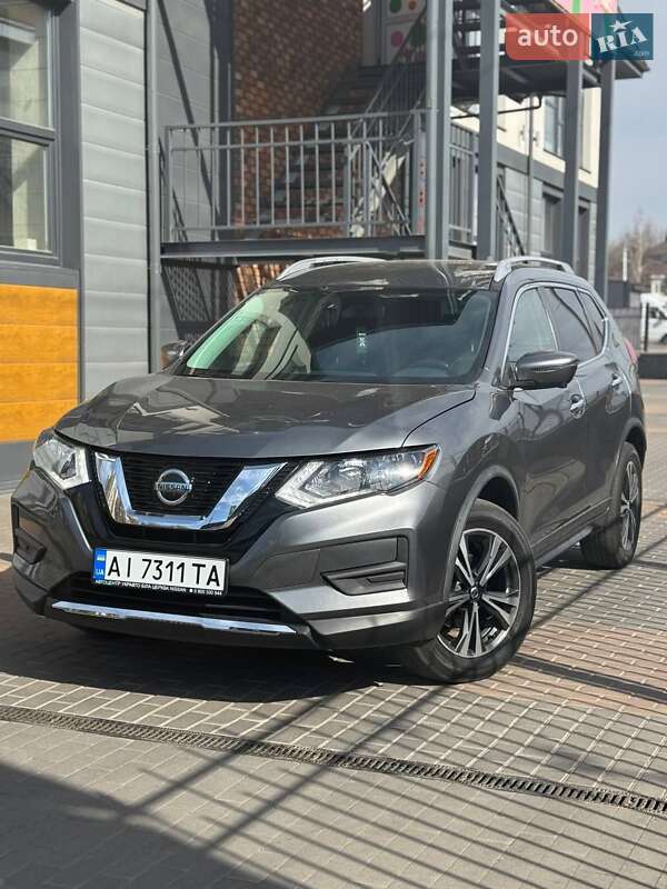 Nissan Rogue (2018)
