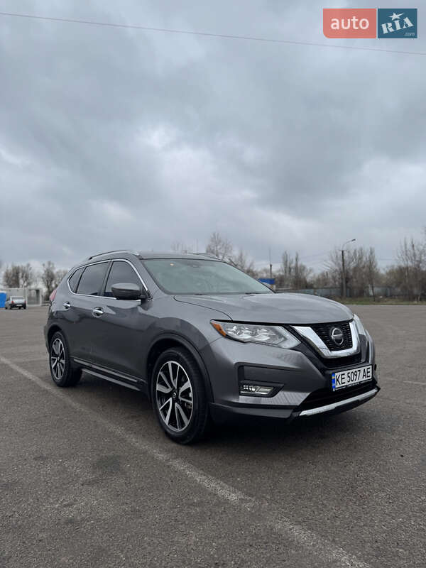 Nissan Rogue (2019)