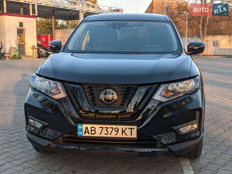 Nissan Rogue (2020)