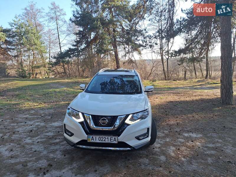 Nissan Rogue (2018)