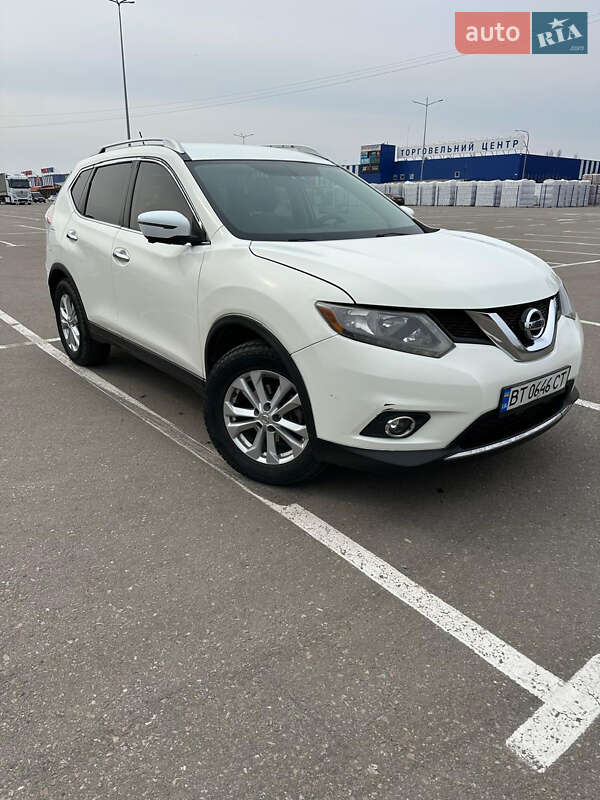 Nissan Rogue (2015)