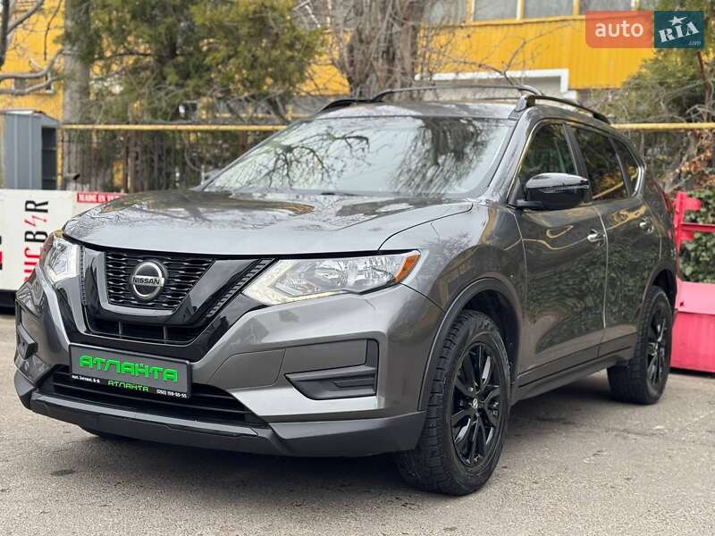 Nissan Rogue (2018)