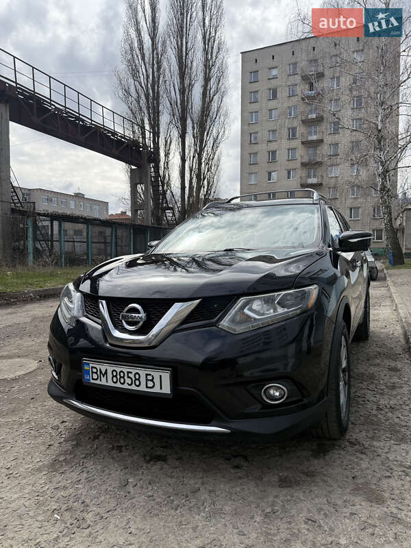 Nissan Rogue (2015)