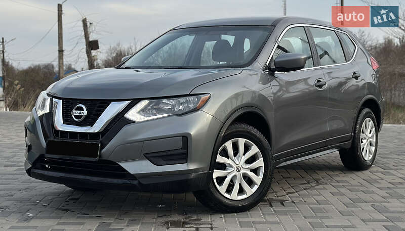 Nissan Rogue (2016)