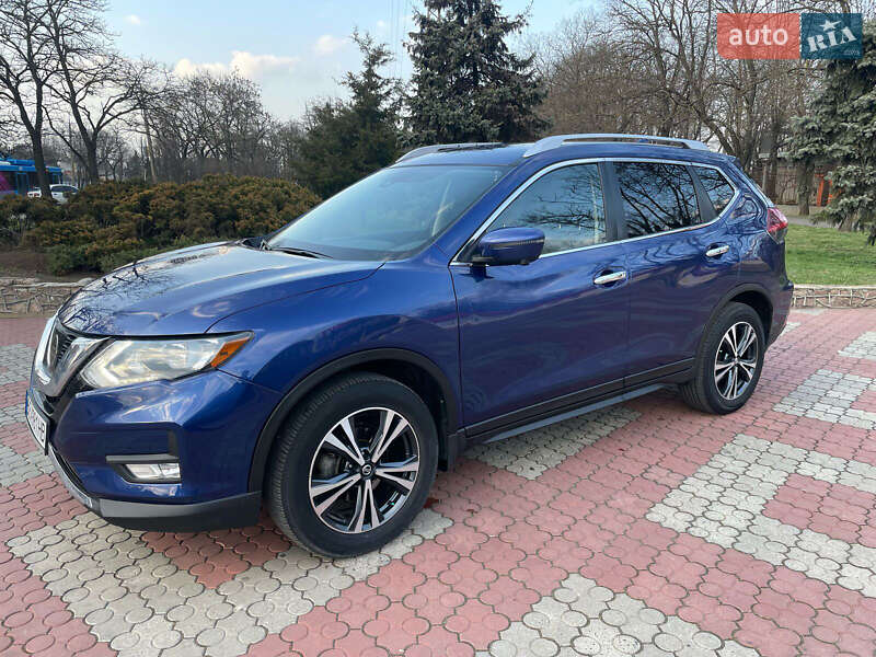 Nissan Rogue (2020)