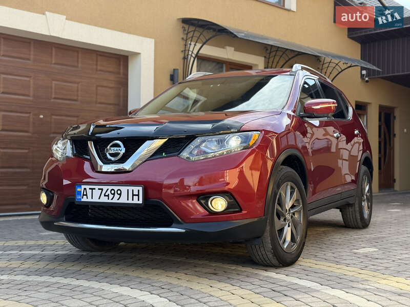 Nissan Rogue (2015)