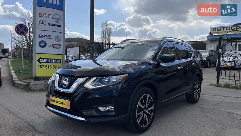 Nissan Rogue (2019)