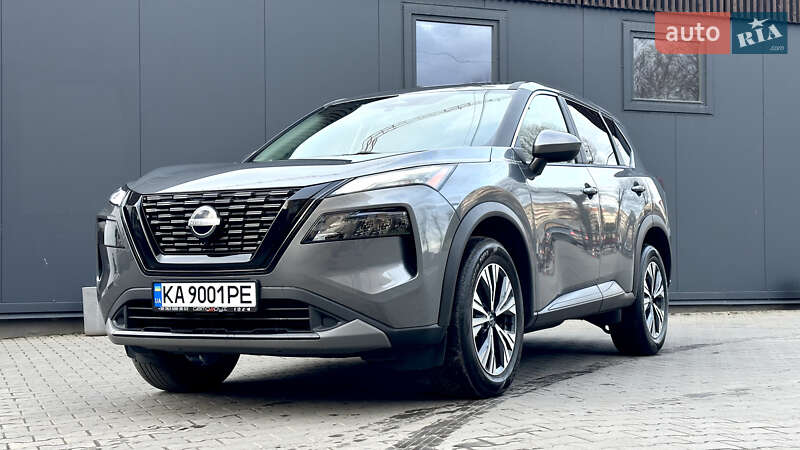 Nissan Rogue (2023)