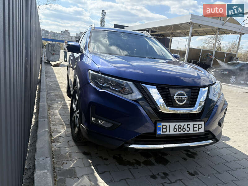 Nissan Rogue (2017)