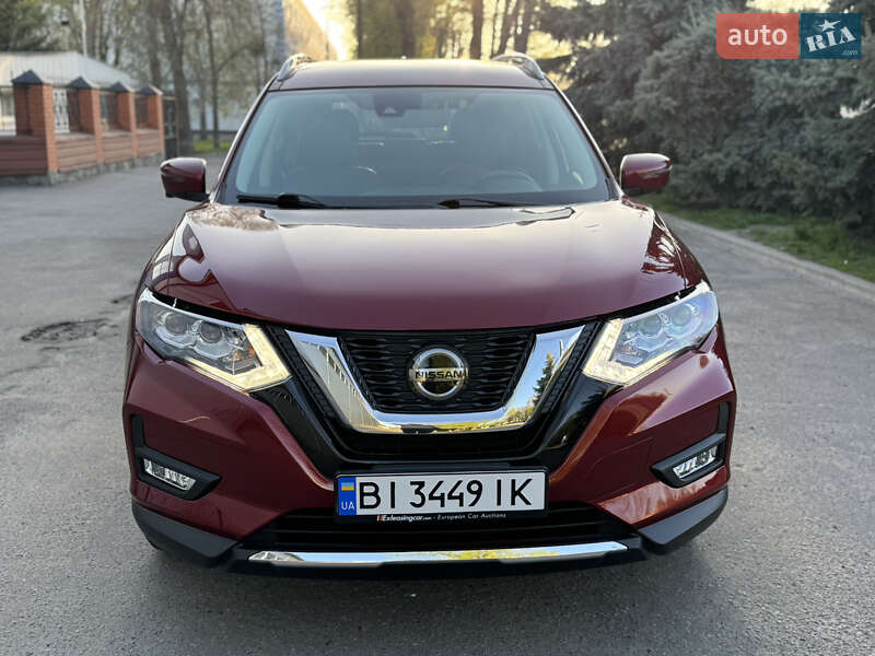 Nissan Rogue (2017)