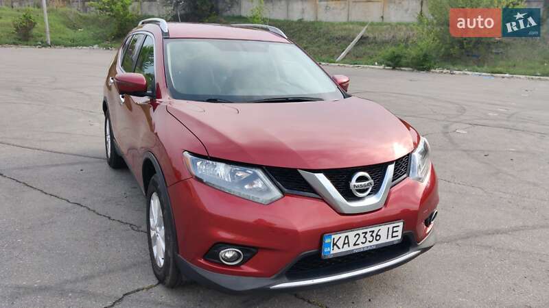 Nissan Rogue (2016)