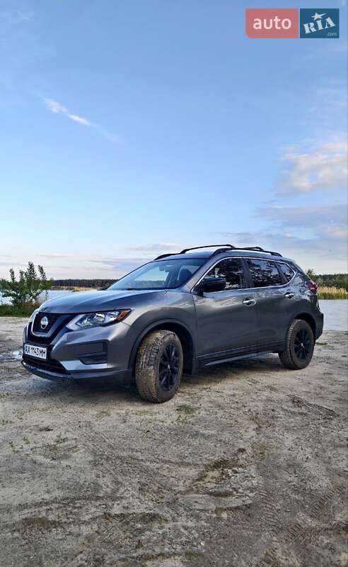 Nissan Rogue (2018)