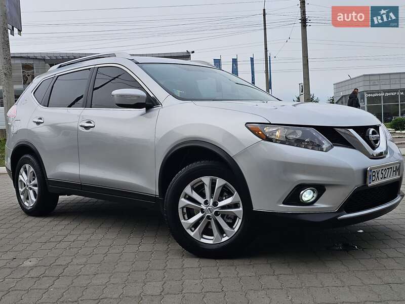 Nissan Rogue (2016)