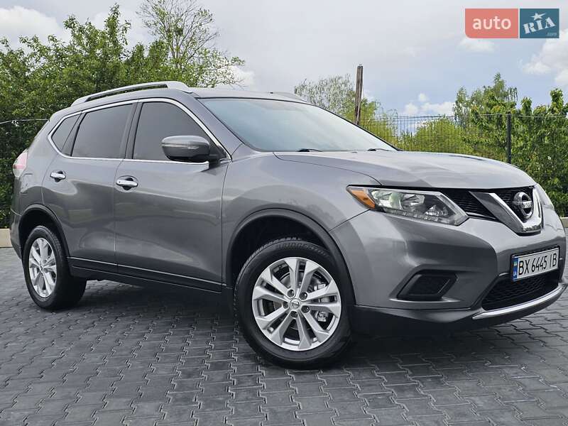 Nissan Rogue (2015)