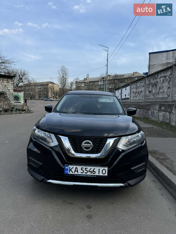Nissan Rogue (2018)