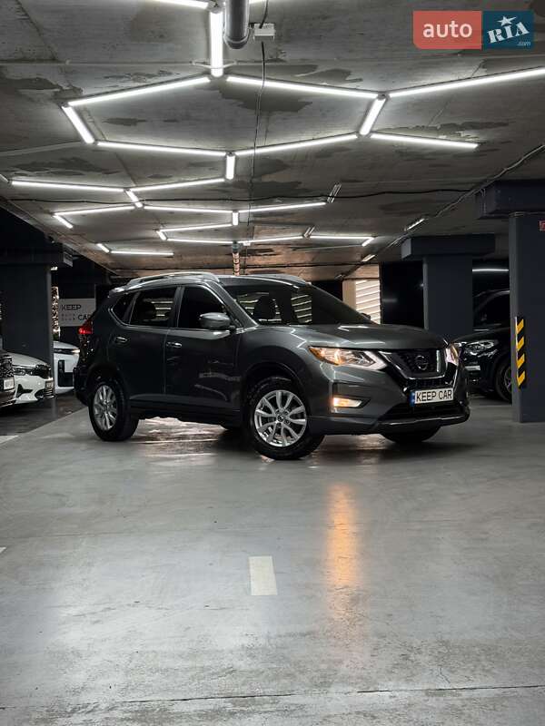 Nissan Rogue (2017)