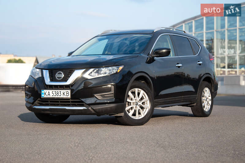 Nissan Rogue (2017)