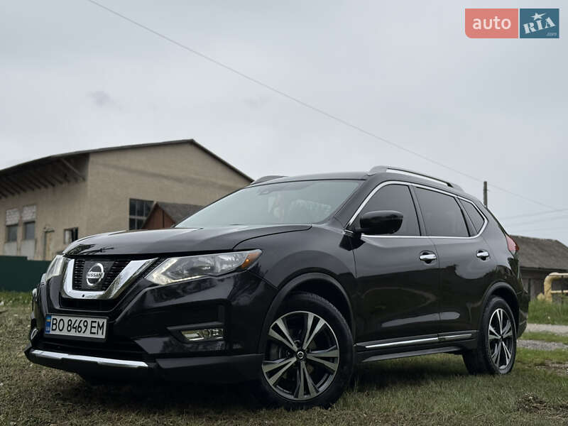 Nissan Rogue (2017)