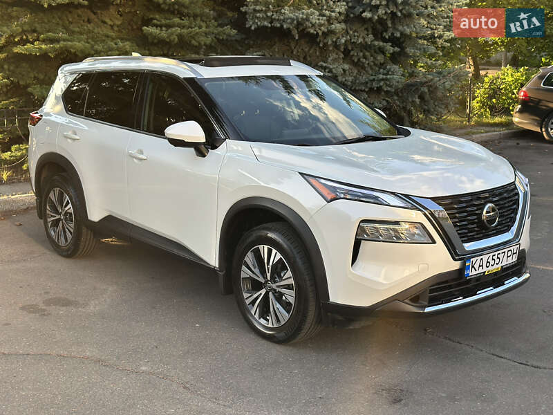 Nissan Rogue (2021)
