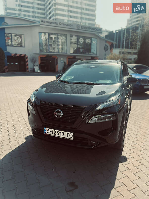 Nissan Rogue (2022)