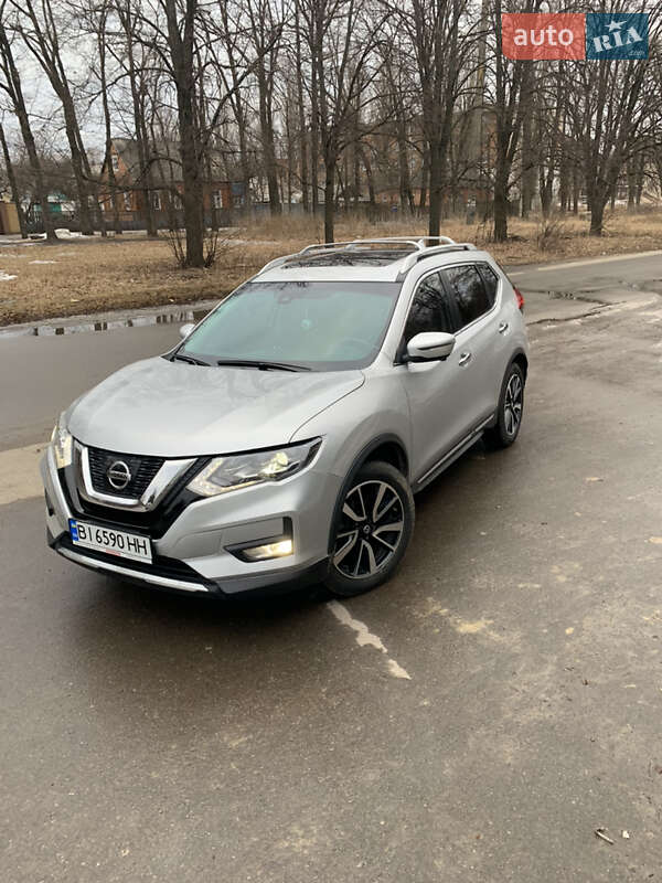 Nissan Rogue (2018)