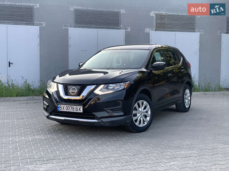 Nissan Rogue (2017)
