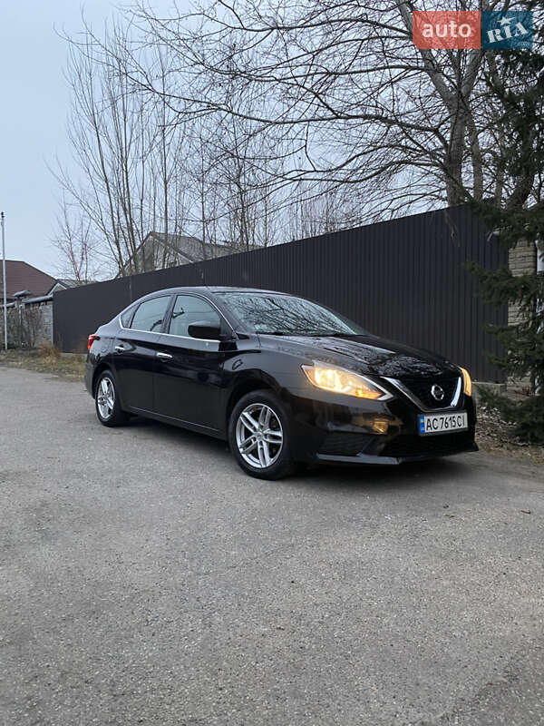 Nissan Sentra (2016)
