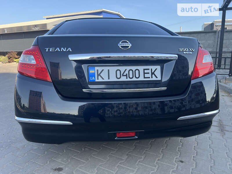 Nissan Teana (2011)