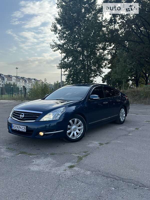 Nissan Teana (2008)