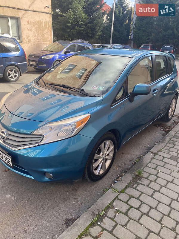 Nissan Versa note (2013)