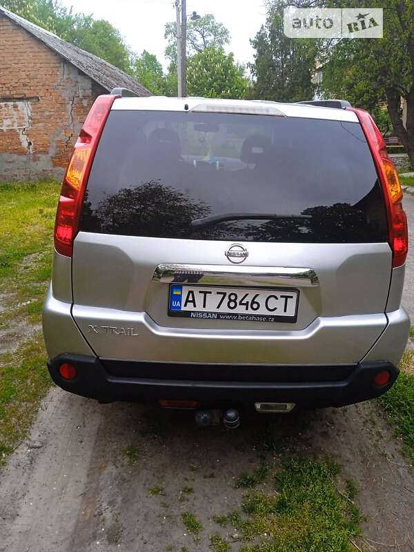 Nissan X-trail (2008)