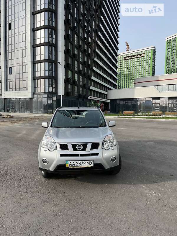 Nissan X-trail (2013)