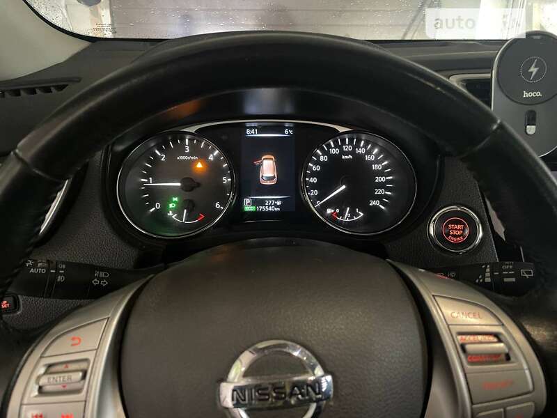 Nissan X-trail (2017)