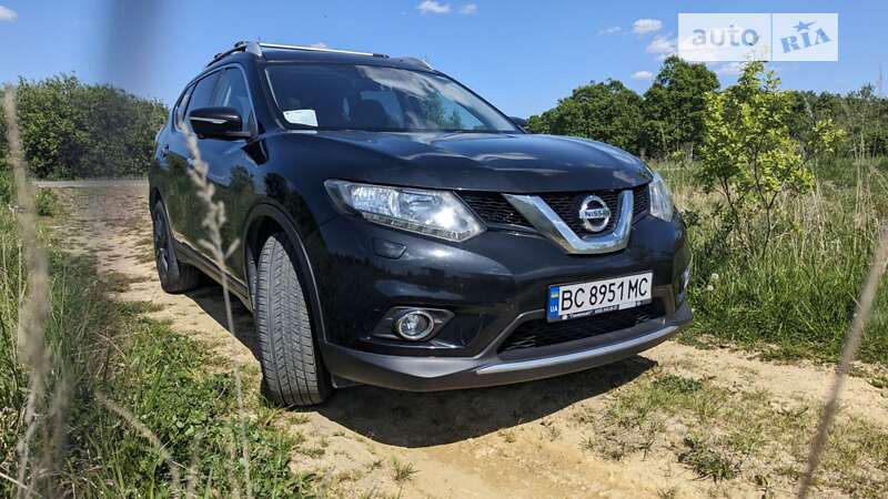 Nissan X-trail (2015)