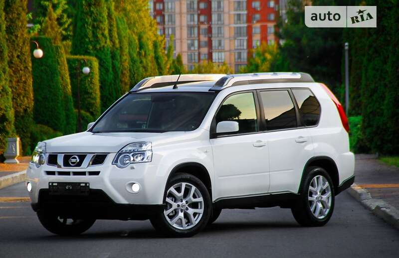 Nissan X-trail (2013)
