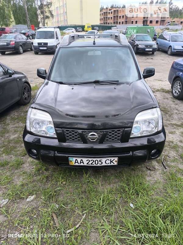 Nissan X-trail (2005)