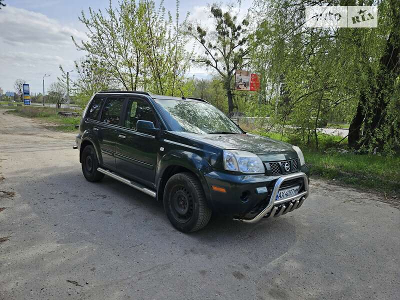 Nissan X-trail (2005)