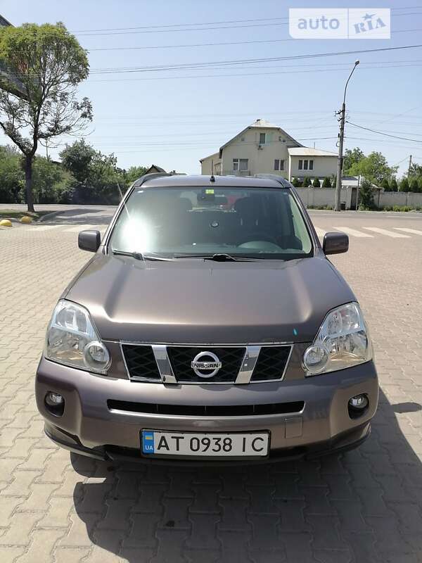 Nissan X-trail (2009)