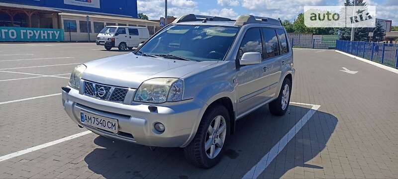 Nissan X-trail (2005)